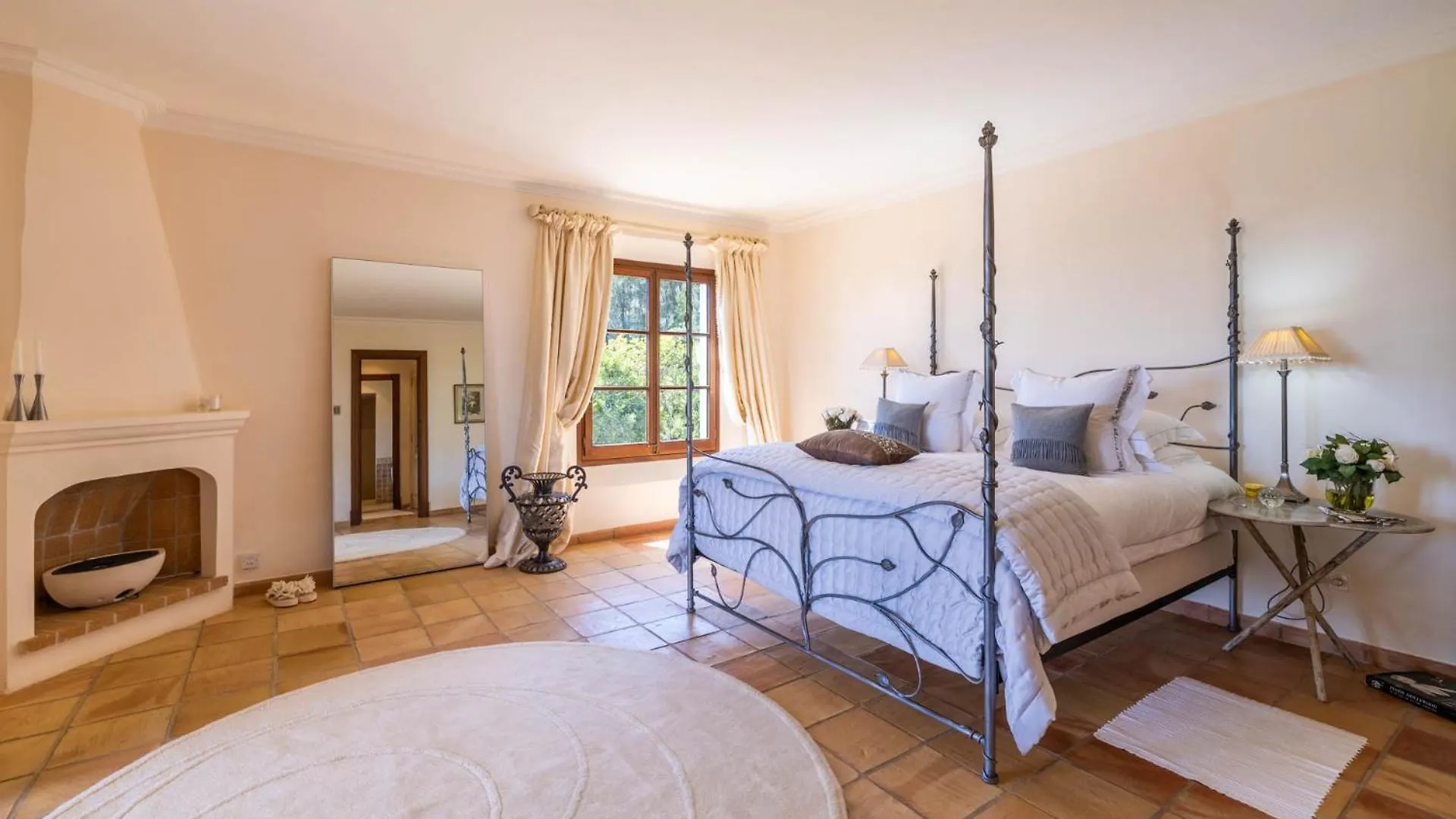 Residencia Baranda Alaro Villa 0*,