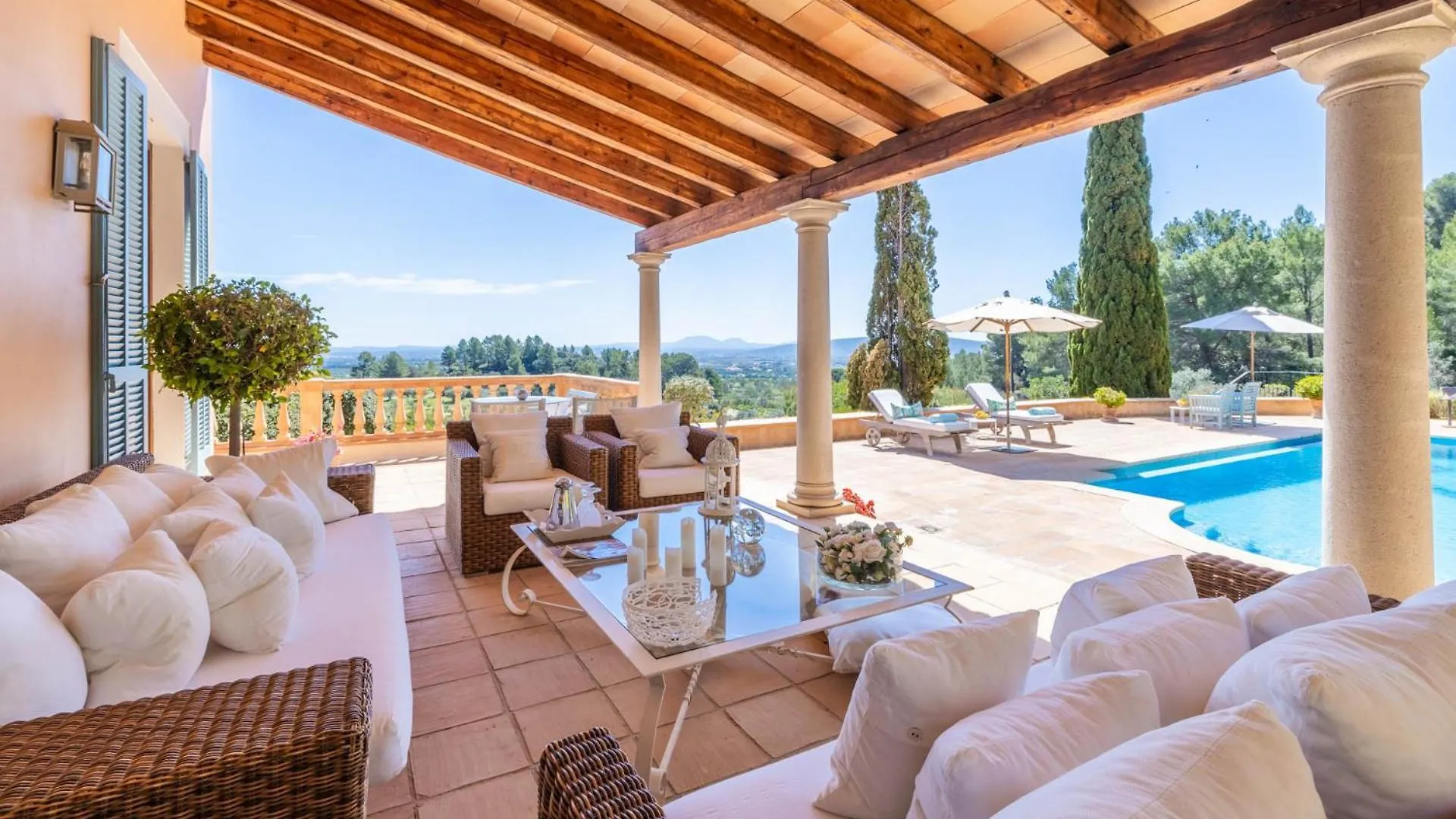 Residencia Baranda Alaro Villa